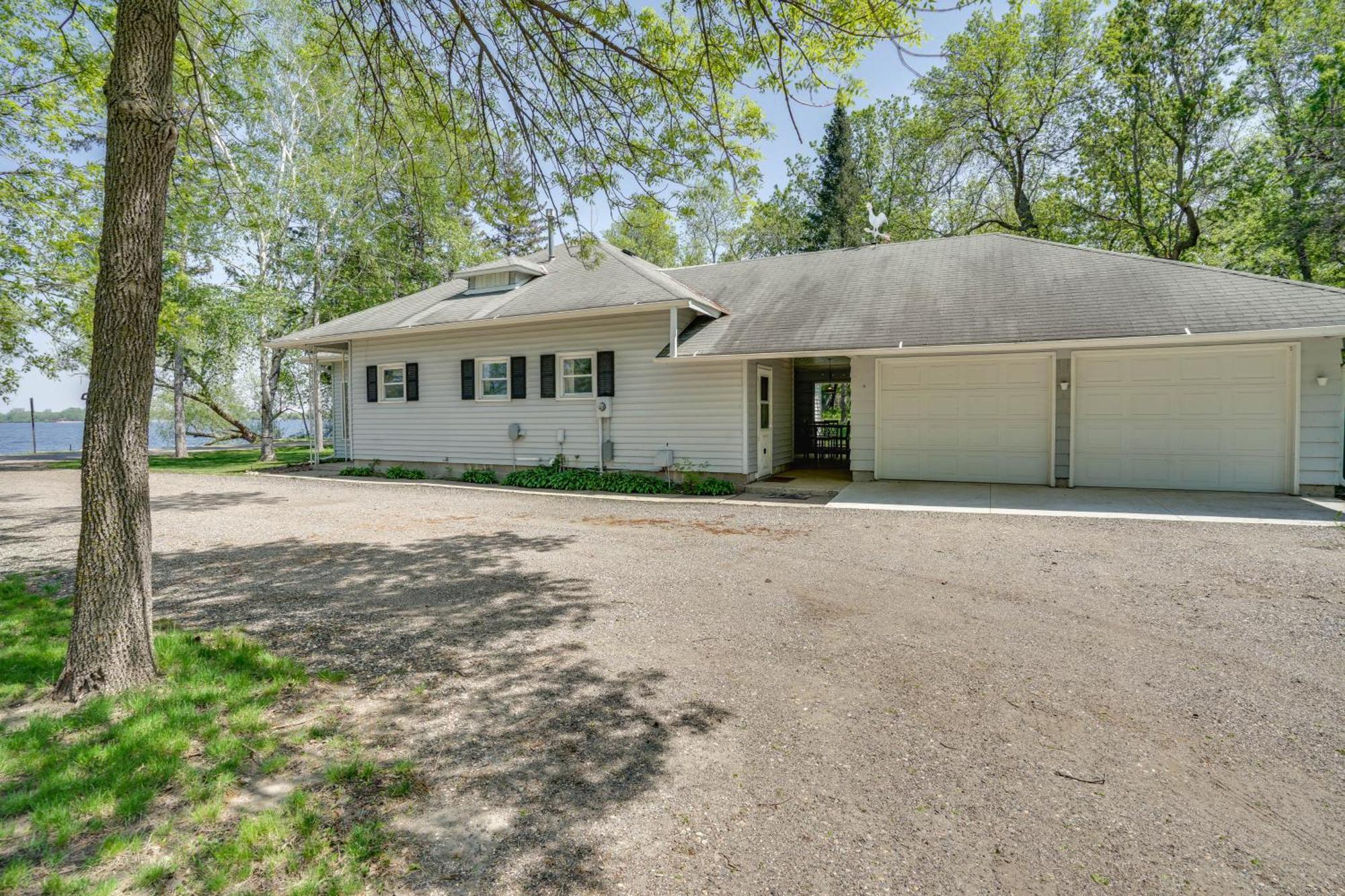 Lakeside Litchfield Home With Patio And Gas Grill! Exterior photo